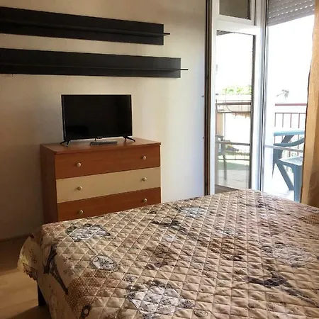 Dunav Apt.1 * Ravda