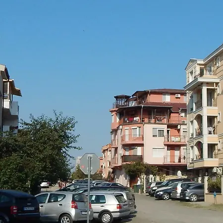 Apartment Dunav Apt.1 *